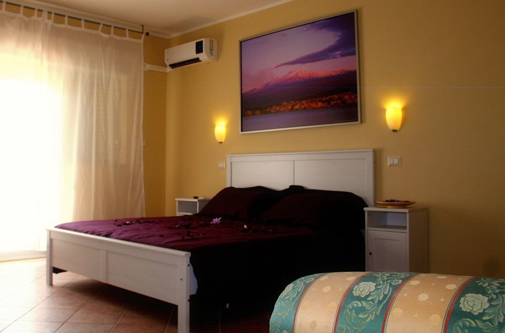 Apartamento Tano'S Giardini-Naxos Exterior foto